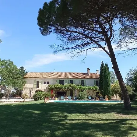 Neuf 1752 Bed & Breakfast Arles