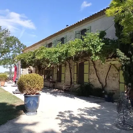 Neuf 1752 Arles